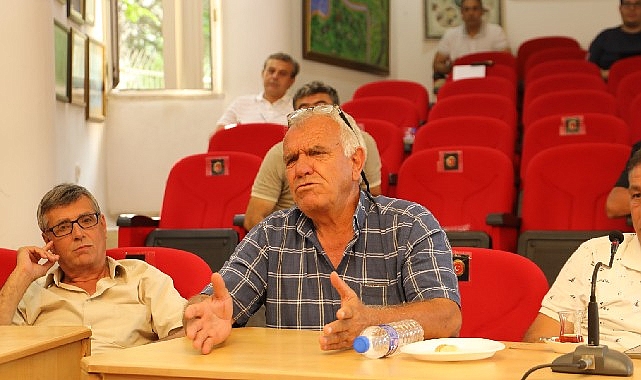 Başkan deveciler muhtarlarla toplantı düzenledi