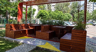 Başkan Tugay, Karşıyaka’yı halkla birlikte yönetiyor