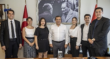 Batur’dan Konak Gençlik Meclisi’ne çalıştay desteği