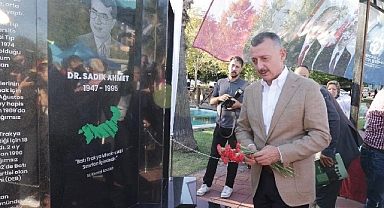 Dr. Sadık Ahmet Anıtı İzmit'te açıldı