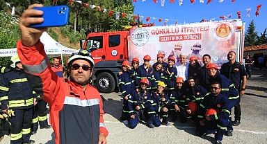 Gönüllü İtfaiyeciler Sertifikalarını aldı
