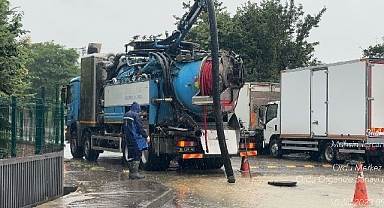 İBB Yardım ekipleri sel bölgelerinde