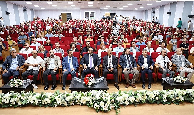 İKÇÜ’de 15 Temmuz Darbe Girişimi ve Küresel Siyaset Paneli