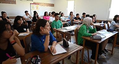 Kemer Belediyesi Eğitim Kursu'nda ders zili çaldı