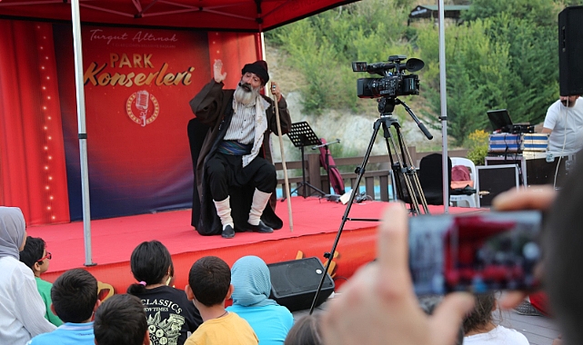 Konser ve Eğlenceli oyunlar bir arada