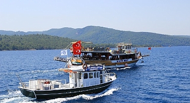 Muğla Büyükşehir Ekipleri Bayram’da Denizlerin Korunması İçin Yoğun Mesai Harcadı