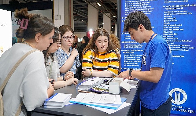 Okan Üniversitesi Tercih Fuarı'nda aday öğrencilerle buluştu
