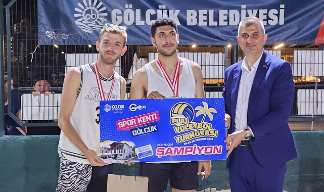 Plaj voleybolu turnuvası çekişmeli müsabakalar ile tamamlandı