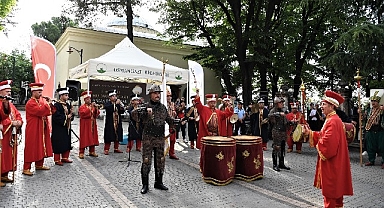 Şehit padişah Bursa’daki kabri başında anıldı