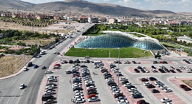Selçuklu'nun sembol mekanları ziyaretçi akınına uğradı