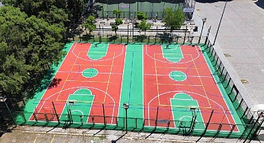 Spor sahalarına renk geldi
