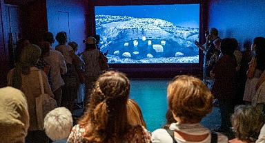 Ünlü fotoğrafçı Isabel Muñoz, Pera Müzesi’nde sanatseverlerle buluştu