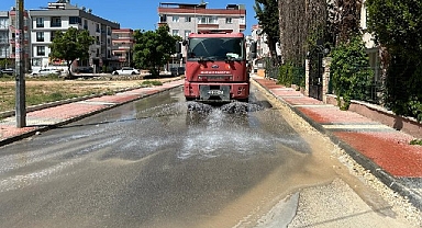 Yenişehir Belediyesi kent genelinde temizlik çalışmalarını sürdürüyor