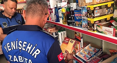 Yenişehir Belediyesi zabıtası denetimlerde tarihi geçmiş ürünler tespit etti