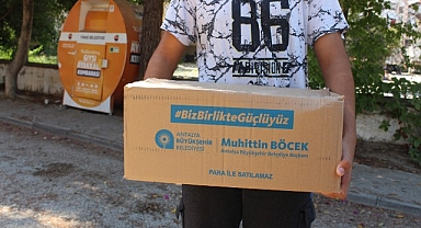 Antalya Büyükşehir'in glutensiz gıda yardımı sürüyor