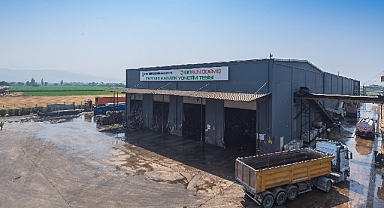 Atıkları ekonomiye kazandıran fabrika