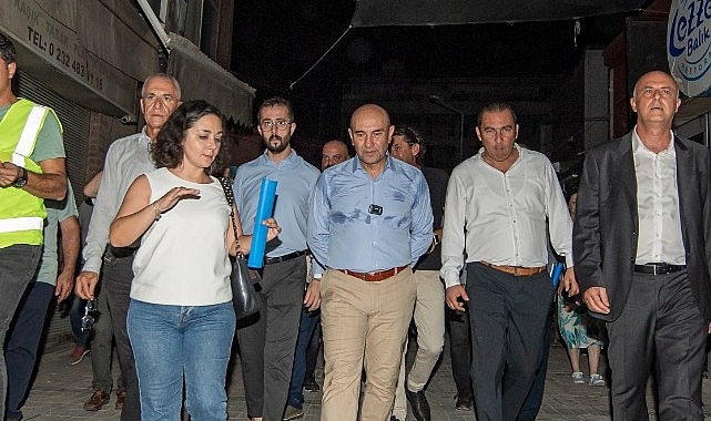 Başkan Soyer, Kemeraltı’ndaki gece çalışmalarını inceledi