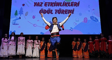 Bilgi Evleri’nde Ödül Dolu Yaz’a Veda