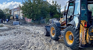 Büyükyoncalı'da yol çalışmaları devam ediyor