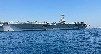 Dünyanın en büyük uçak gemisi USS Gerald R. Ford, QTerminals Antalya Limanı açıklarına demirledi