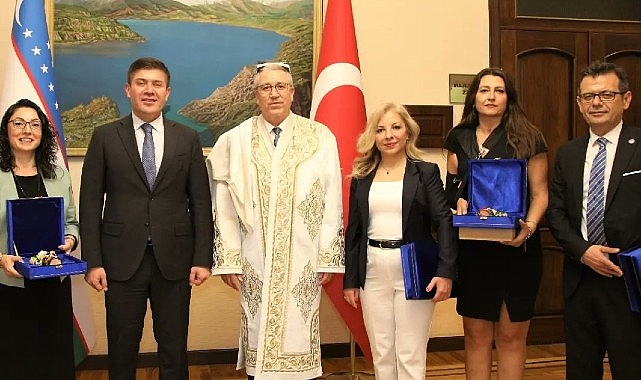 Ege Üniversitesi Heyeti Özbekistan’daki temaslarını sürdürüyor