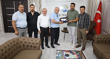 Esat Öztürk'ten işçilere zam müjdesi