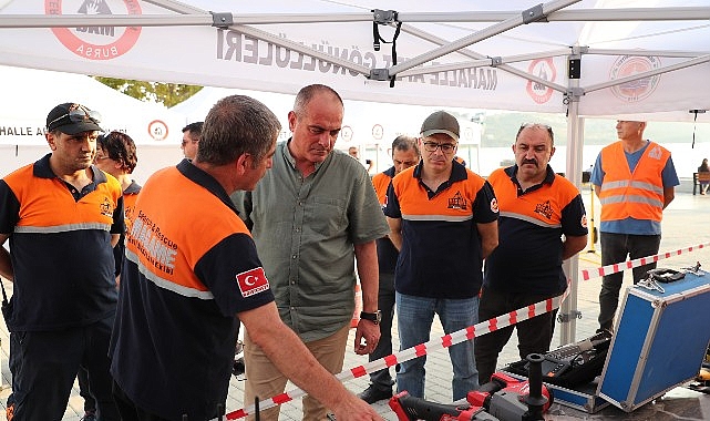 Gemlik Belediyesi’nden Mahalle Afet Gönüllülerine dev destek