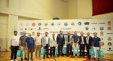 Gemlik’teki dev turnuvada kıyasıya rekabet