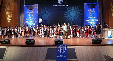 Haliç Üniversitesi Sürekli Eğitim Merkezi bünyesindeki Kids Academy başarılı bir eğitim yılını geride bıraktı