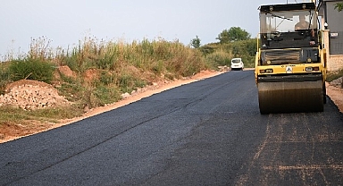 Kartepe'de 270 ton asfalt serildi