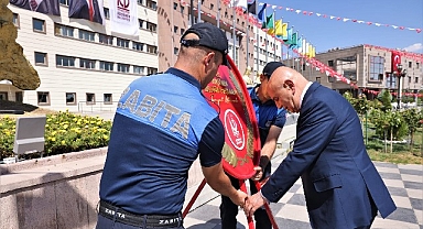 Keçiören'de 30 Ağustos Zafer Bayramı coşkusu gün boyu devam ediyor