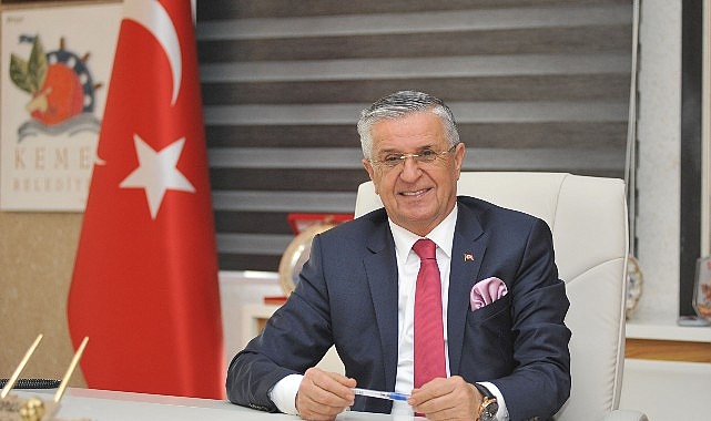 Kemer Belediyesi’nden üniversite öğrencilerine eğitim desteği