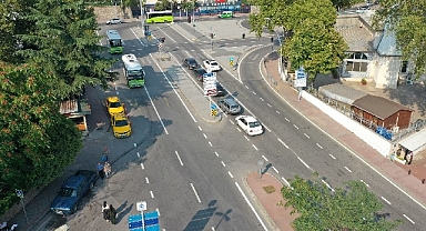 Kocaeli Büyükşehir'den yol çizgileriyle düzenli ve güvenli ulaşım