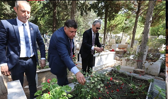 Menderes'te 30 Ağustos'ta Şehitler Unutulmadı