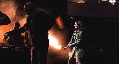 New York Times tarafından yılın en iyi oyunu seçilen ‘La Reprise’ Türkiye'de ilk kez 9 Eylül'de DasDas sahnesinde!