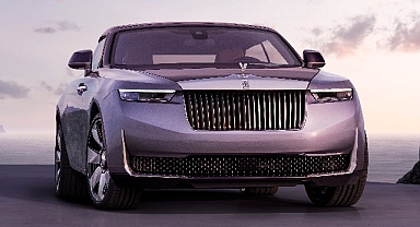 Rolls-Royce Amethyst Droptail'i açıklıyor: Saflığın, Berraklığın ve Esnekliğin ifadesi