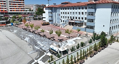 Selçuklu'da okullar eğitime hazır hale getiriliyor