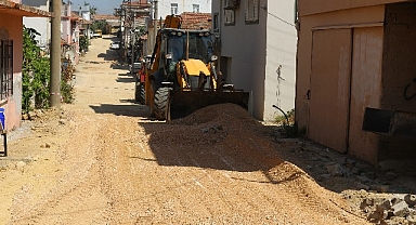 Serik'te iki mahallenin içme suyu hattı yenilendi