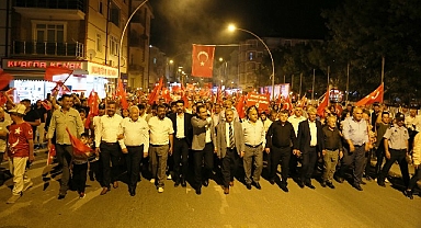 Türkçe Aşkı Vatan Aşkı Yürüyüşü coşkuyla gerçekleşti