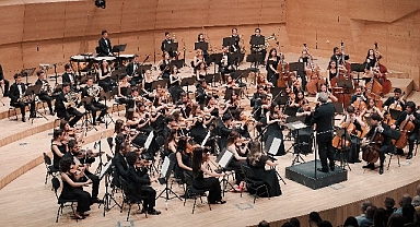 Türkiye Gençlik Filarmoni Orkestrası, İtalya’yı Büyülemeye Gitti