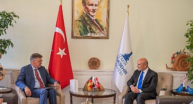 Almanya İzmir Başkonsolosu Schröer Soyer’i ziyaret etti