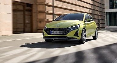 B Segmentinin Popüler Modeli Hyundai i20 Yenilenerek Satışa Sunuldu.