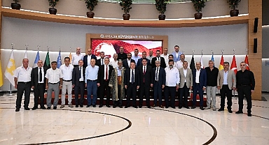 Başkan Böcek esnaf temsilcilerini ağırladı