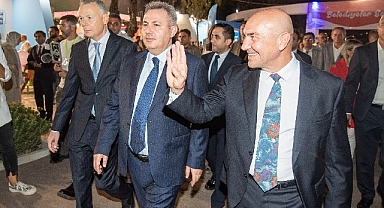 Başkan Soyer'den fuar turu