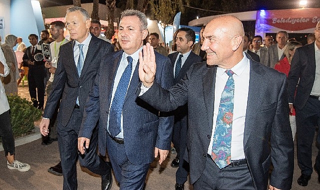 Başkan Soyer'den fuar turu