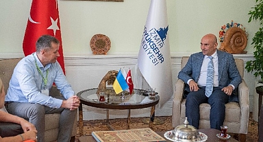 Başkan Tunç Soyer Ukrayna heyetini ağırladı