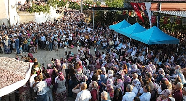 Bayındır Lütuflar İncir Festivali Pazar Günü 2. Kez Yapıldı