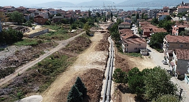 Derince Köprülü Kavşak Çalışmaları kapsamında altyapı hatları deplase ediliyor