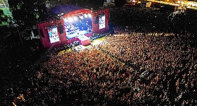 İzmir Fuarı’nda unutulmaz gece