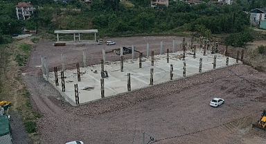 Karamürsel Terminal Binası tam yol ilerliyor